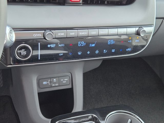New 2026 Blue Hyundai SE image 13