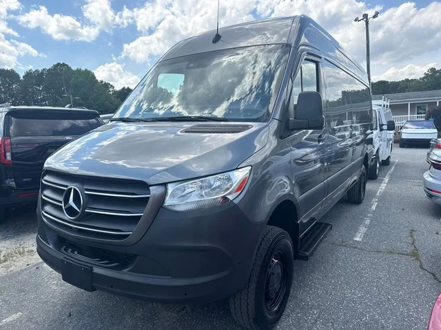 2023 Mercedes-Benz Sprinter 2500 Cargo 170 WB
