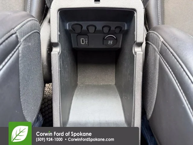 Used 2019 Granite Crystal Clearcoat Metallic Jeep Latitude Plus image 32