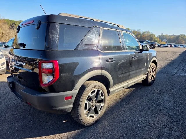Used 2021 Shadow Black Ford Outer Banks image 3