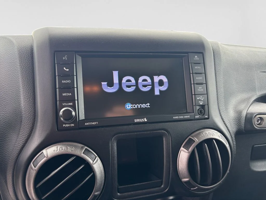 Used 2018 Black Jeep Unlimited Sport image 21
