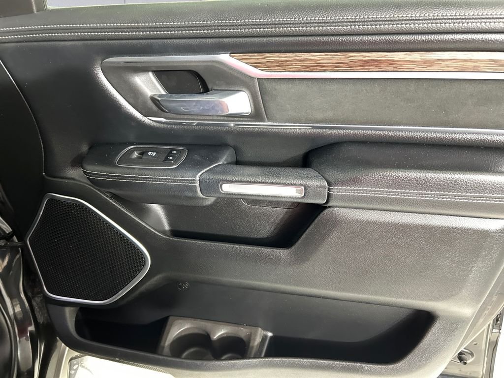 Used 2019 Black Ram Laramie image 15
