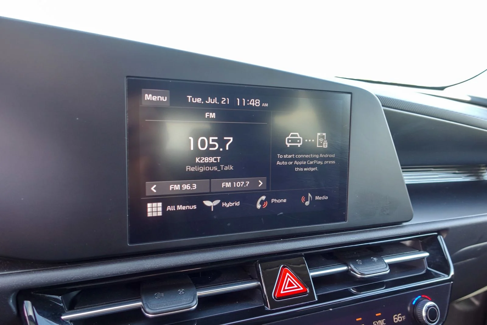 Used 2025 Steel Gray Kia LX image 19