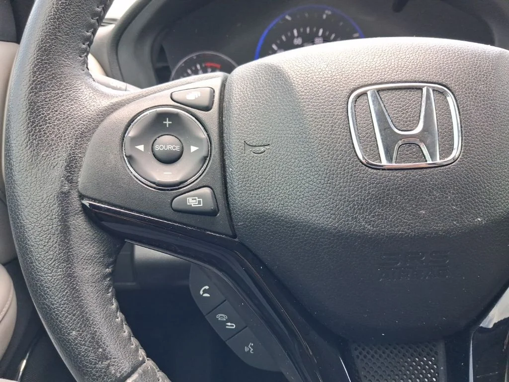 Used 2016  Honda EX-L image 26