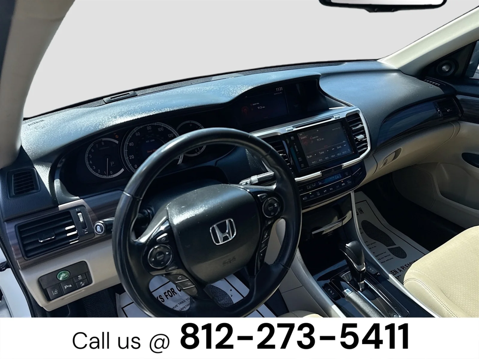 Used 2017 White Honda Touring image 9