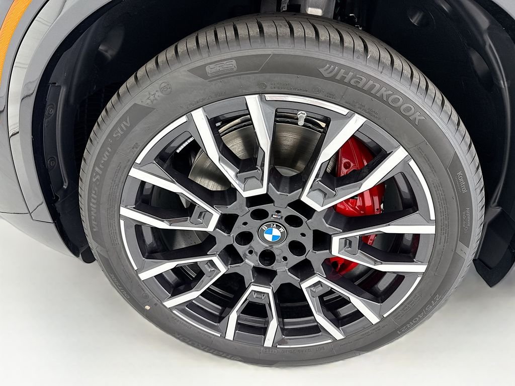 New 2026 Black Sapphire Metallic BMW xDrive50e image 29