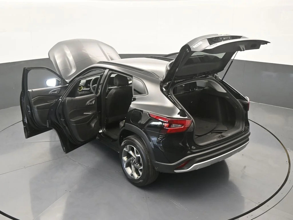 Used 2025 Mosaic Black Metallic Chevrolet LT image 62