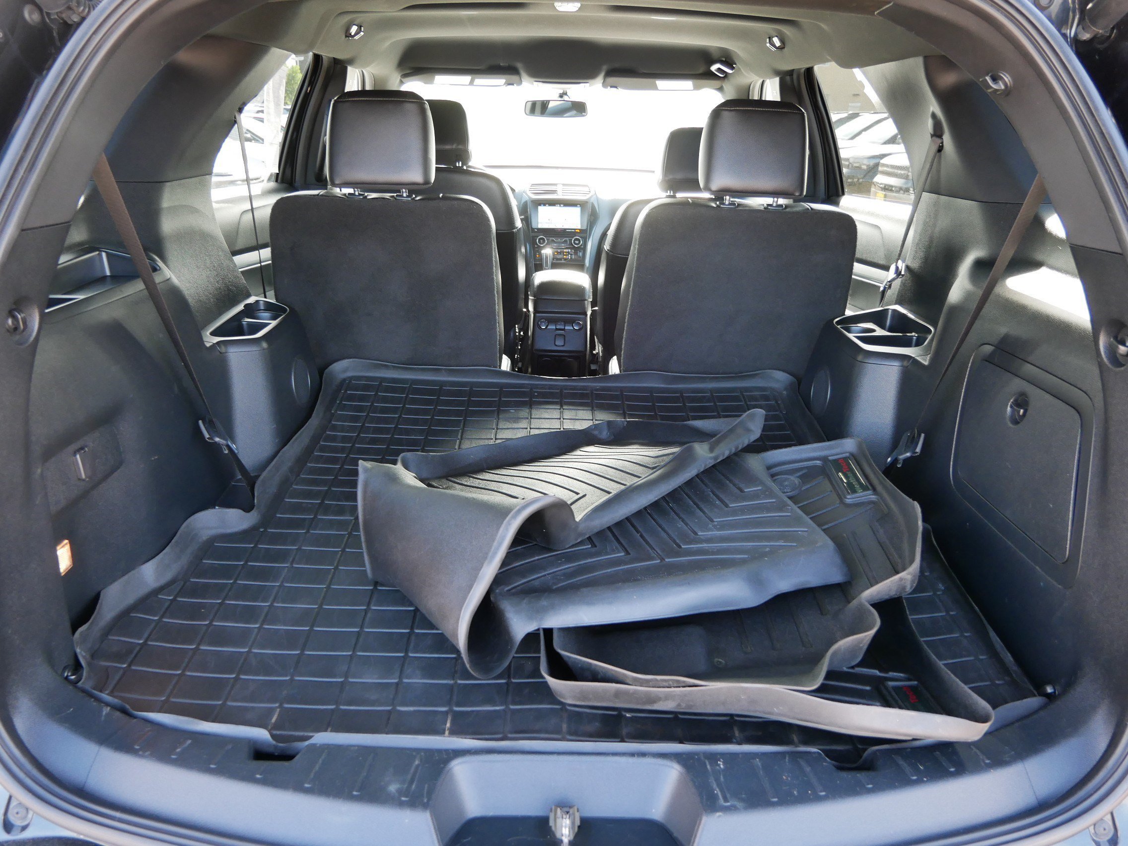 2017 Ford Explorer XLT - Photo 18