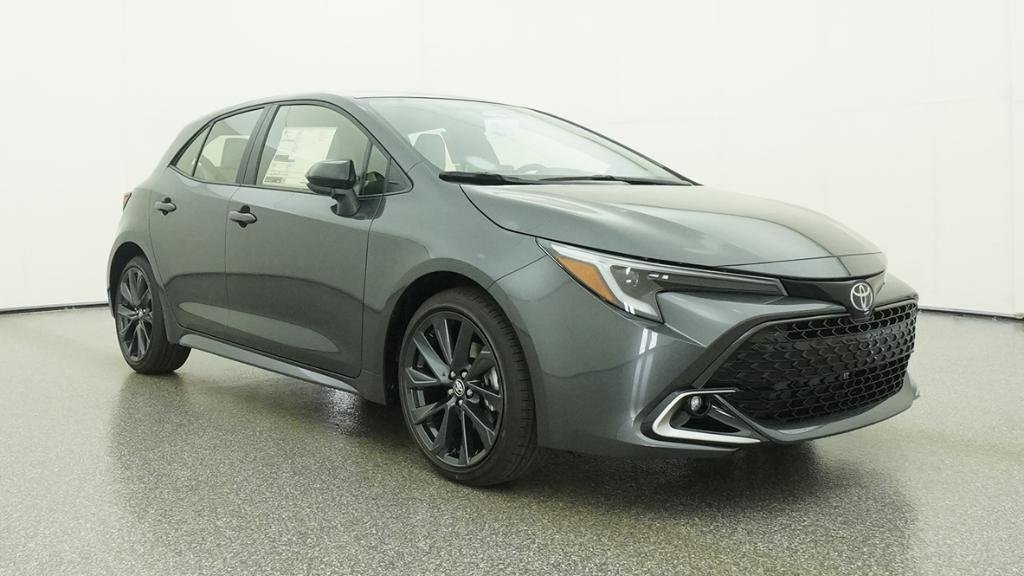 New 2026 Magnetic Gray Meta Toyota XSE image 32