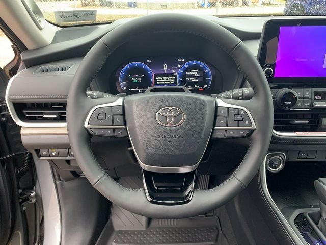 Used 2026  Toyota Platinum image 28