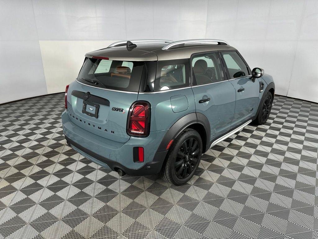 Used 2024 Sage Green Metallic MINI Iconic image 8