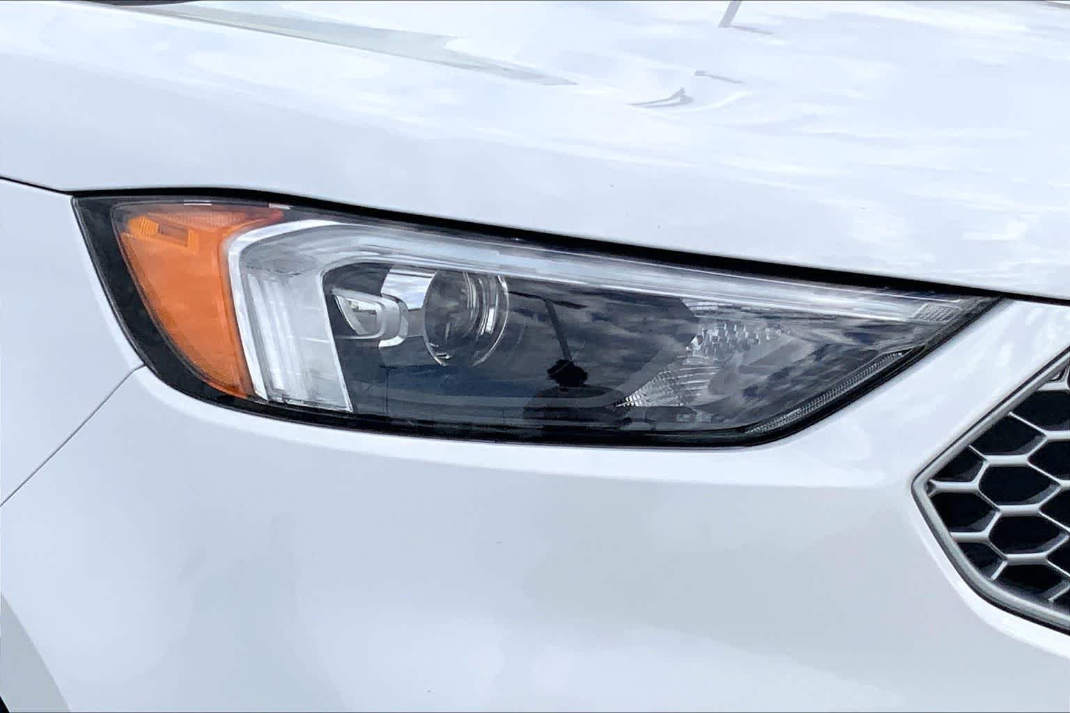 Certified Used 2024 Oxford White Ford SEL image 25