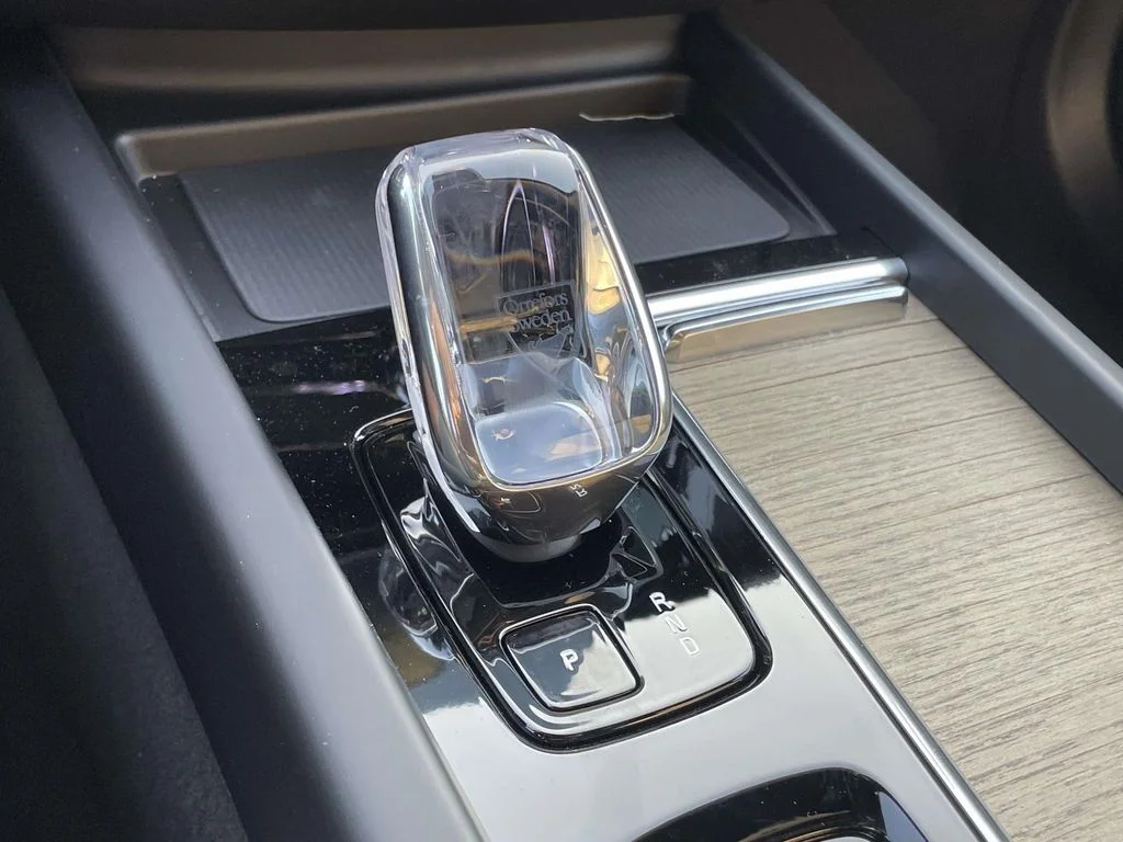 New 2026 Aurora Silver Volvo Plus image 21