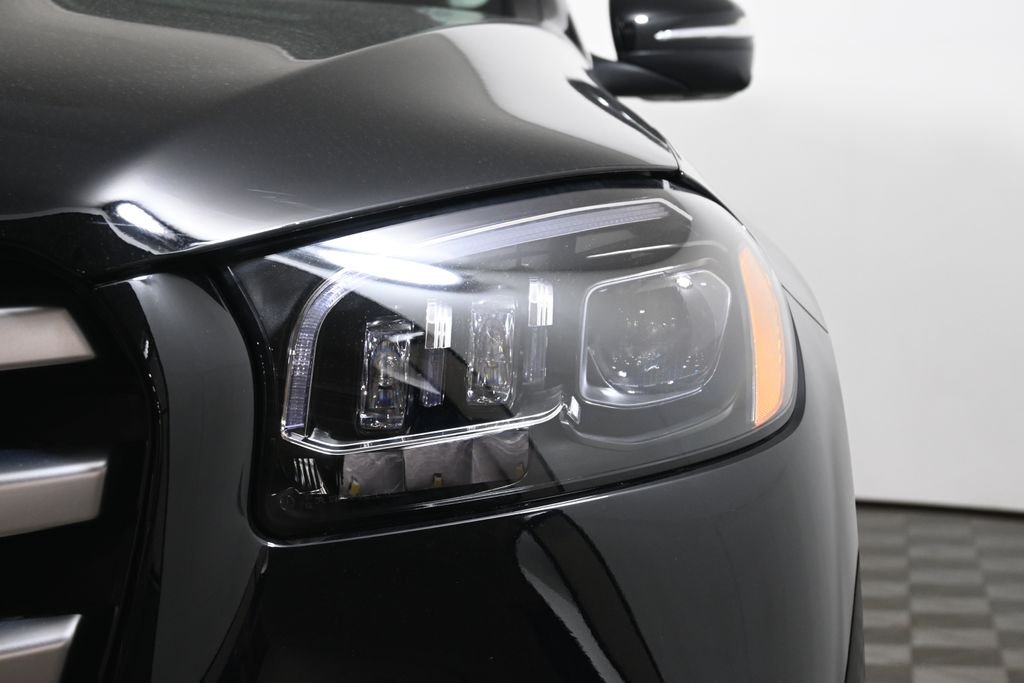 New 2026 Black Mercedes-Benz GLS 450 image 11