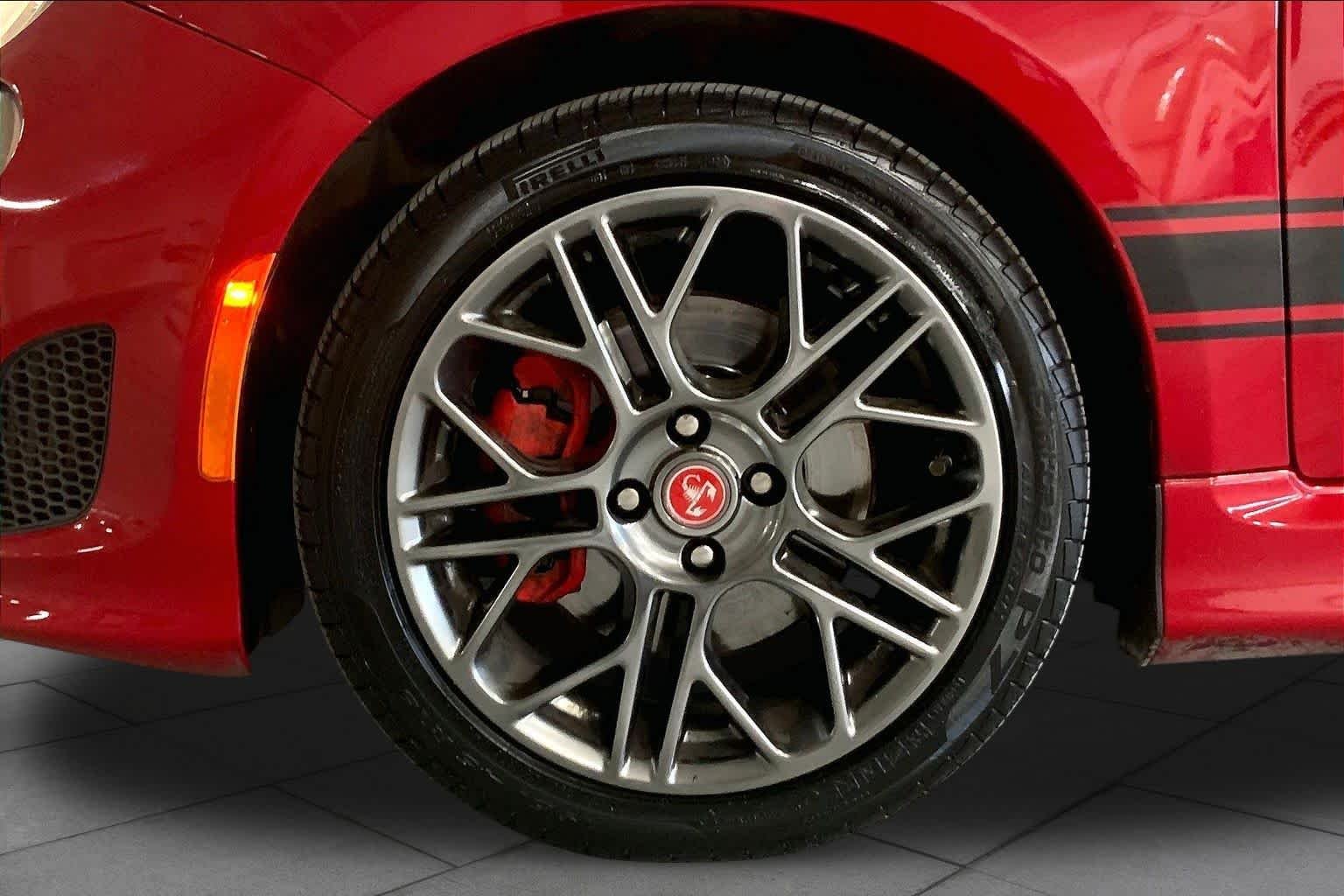 Used 2016 Rosso (Red) FIAT Abarth image 10