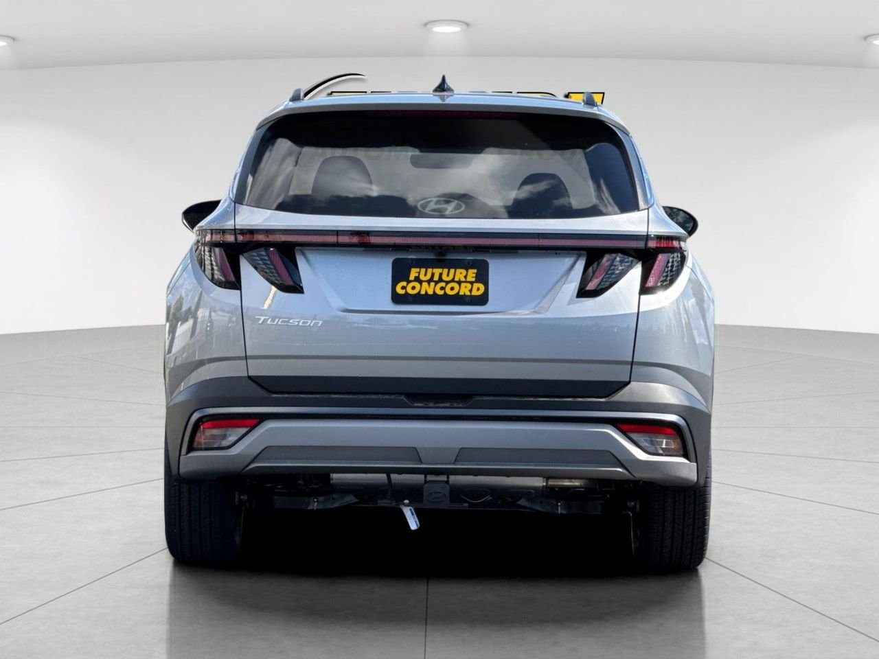 New 2026 Silver Hyundai SEL Premium FWD image 4
