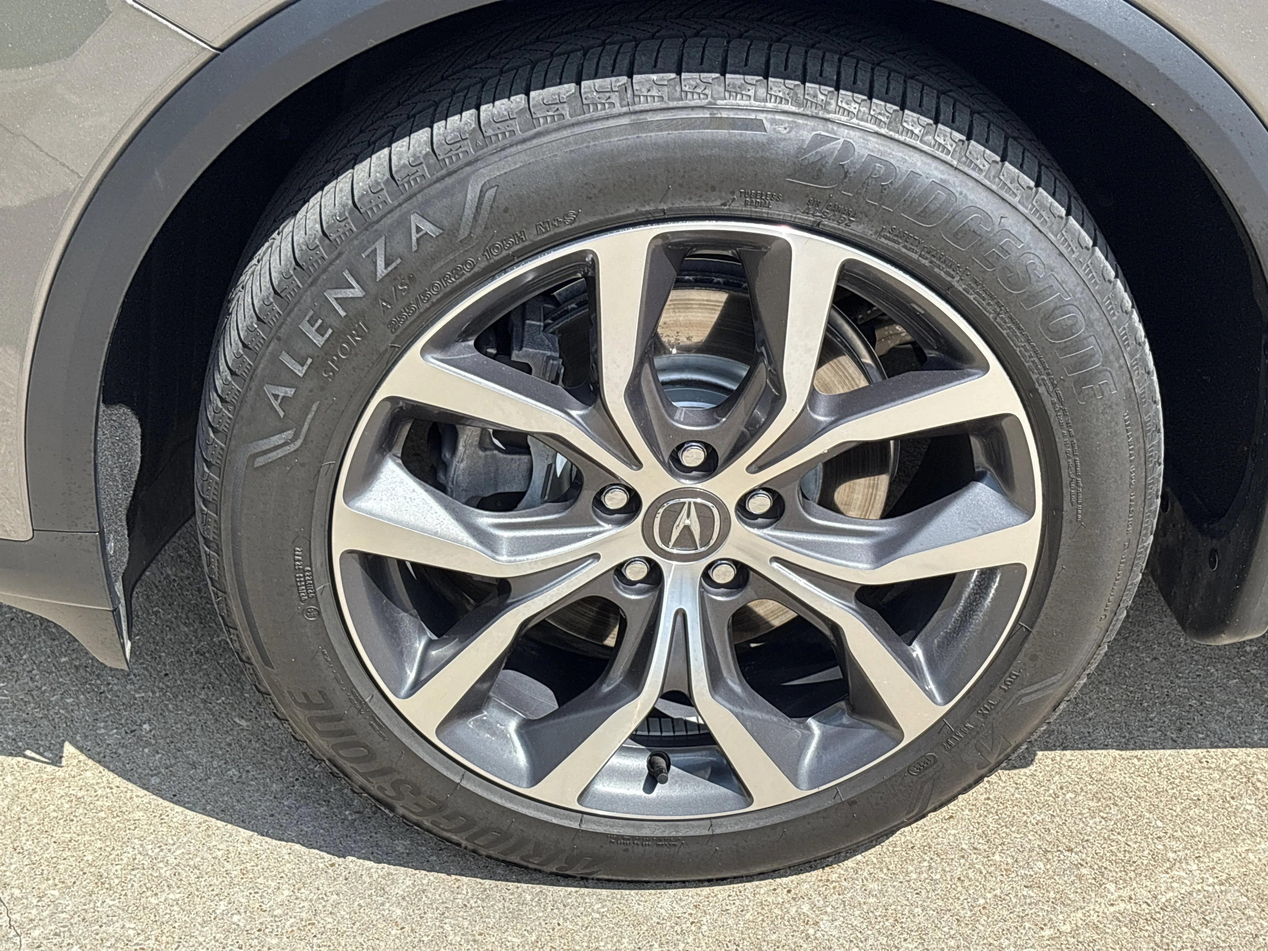 Used 2024 Liquid Carbon Metallic Acura SH-AWD w/Tech Pkg image 13