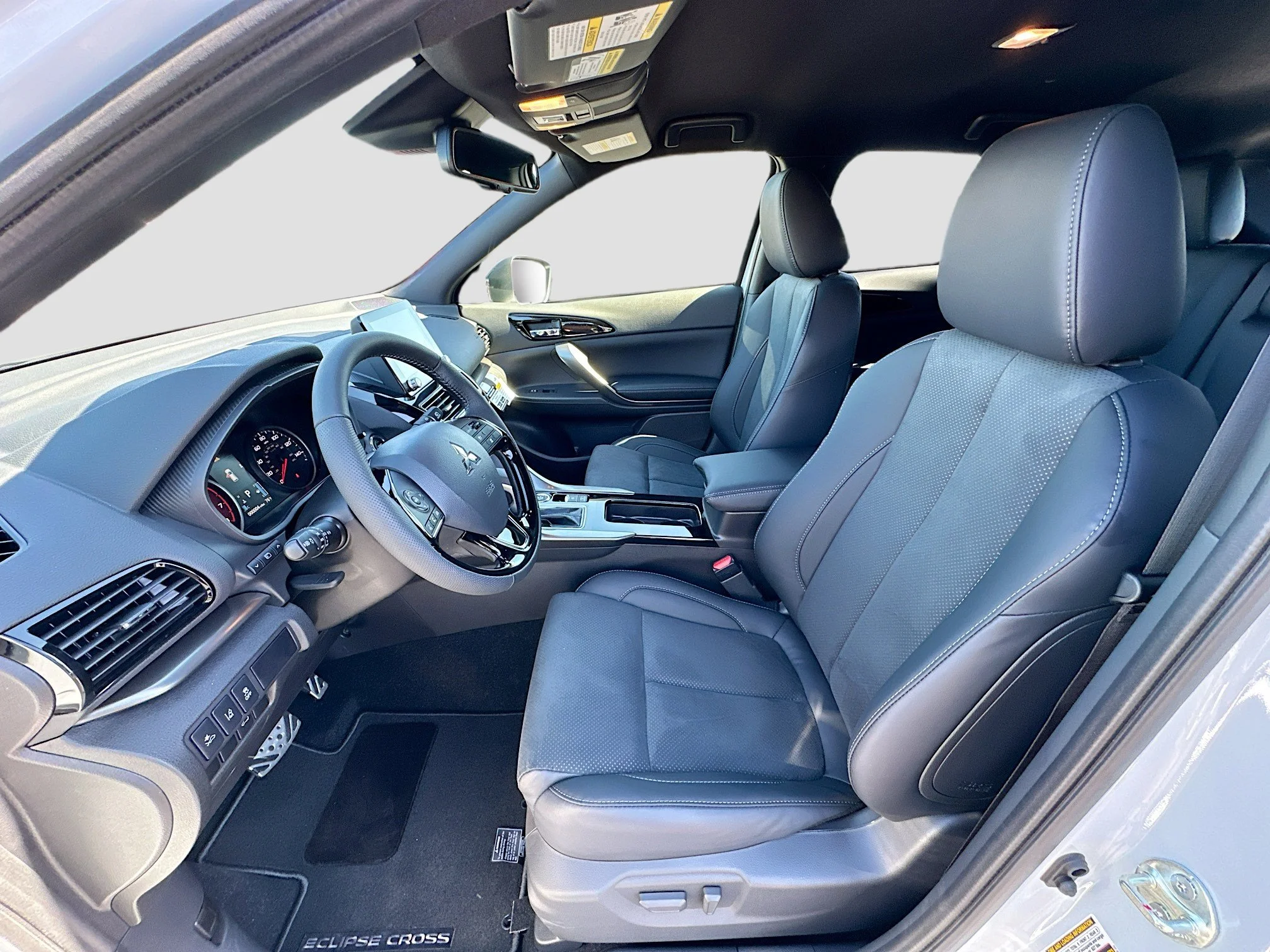 2026 Mitsubishi Eclipse Cross Black Edition - Photo 14