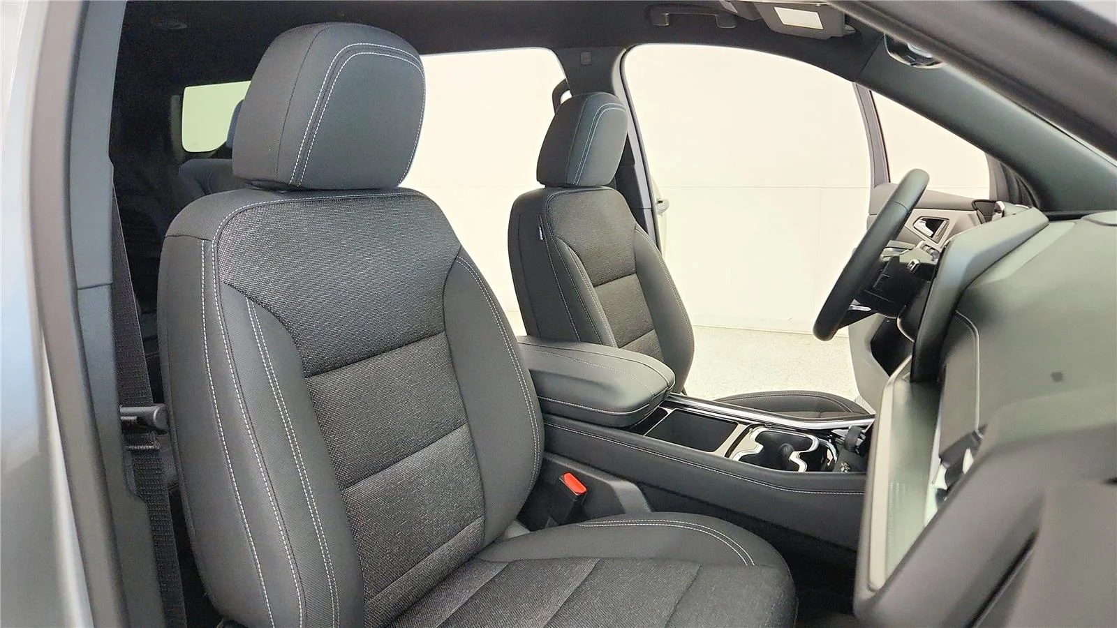 2026 Chevrolet Traverse LT - Photo 44