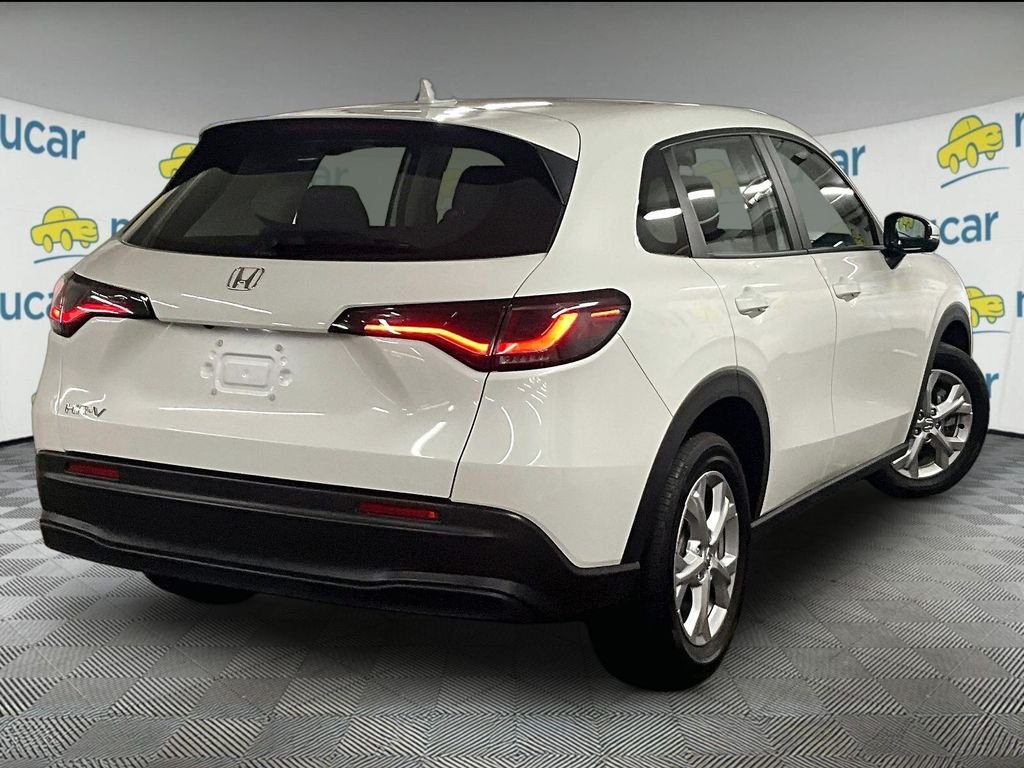 Used 2023 Platinum White Pearl Honda LX image 6