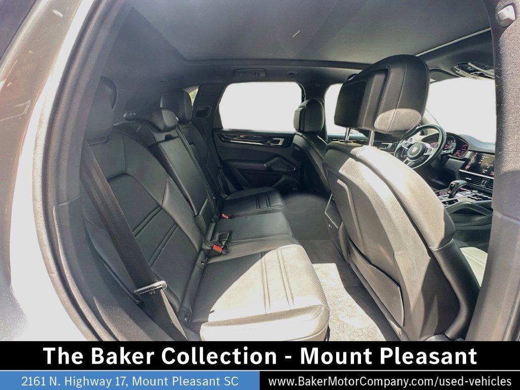 Used 2021 Silver Porsche Base image 29