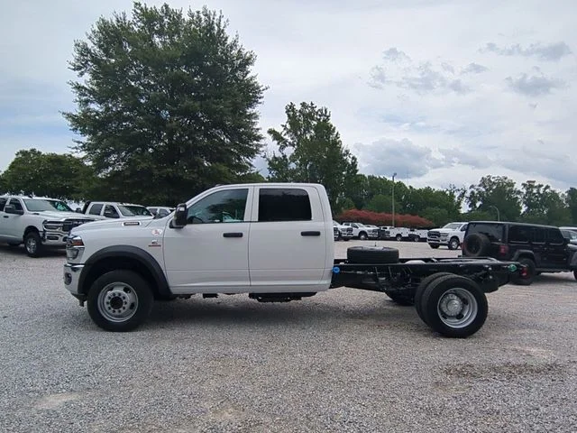 New 2026 Bright White Clearcoat RAM Tradesman image 2