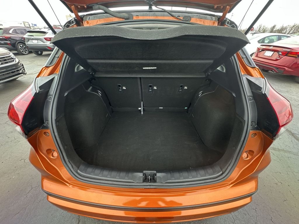 Used 2023 Orange Nissan SR image 24