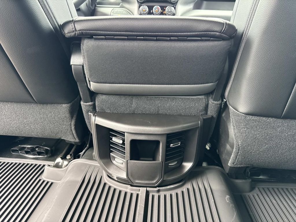 2026 RAM 2500 Tradesman - Photo 32