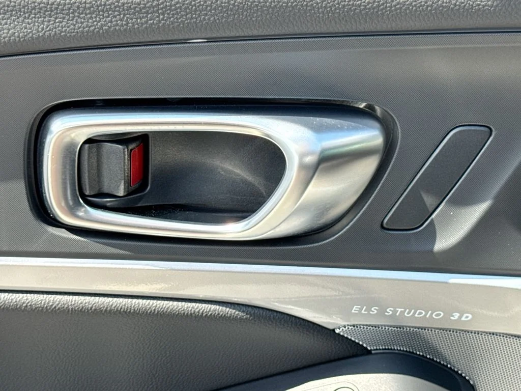 Used 2024  Acura Type S image 19