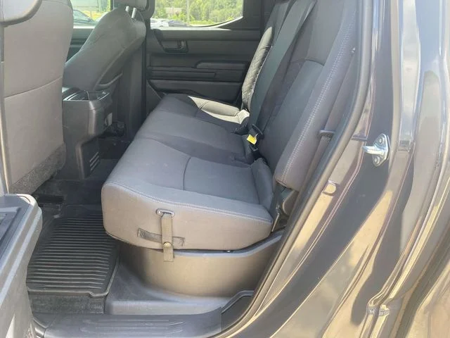 Used 2025  Toyota SR5 image 11