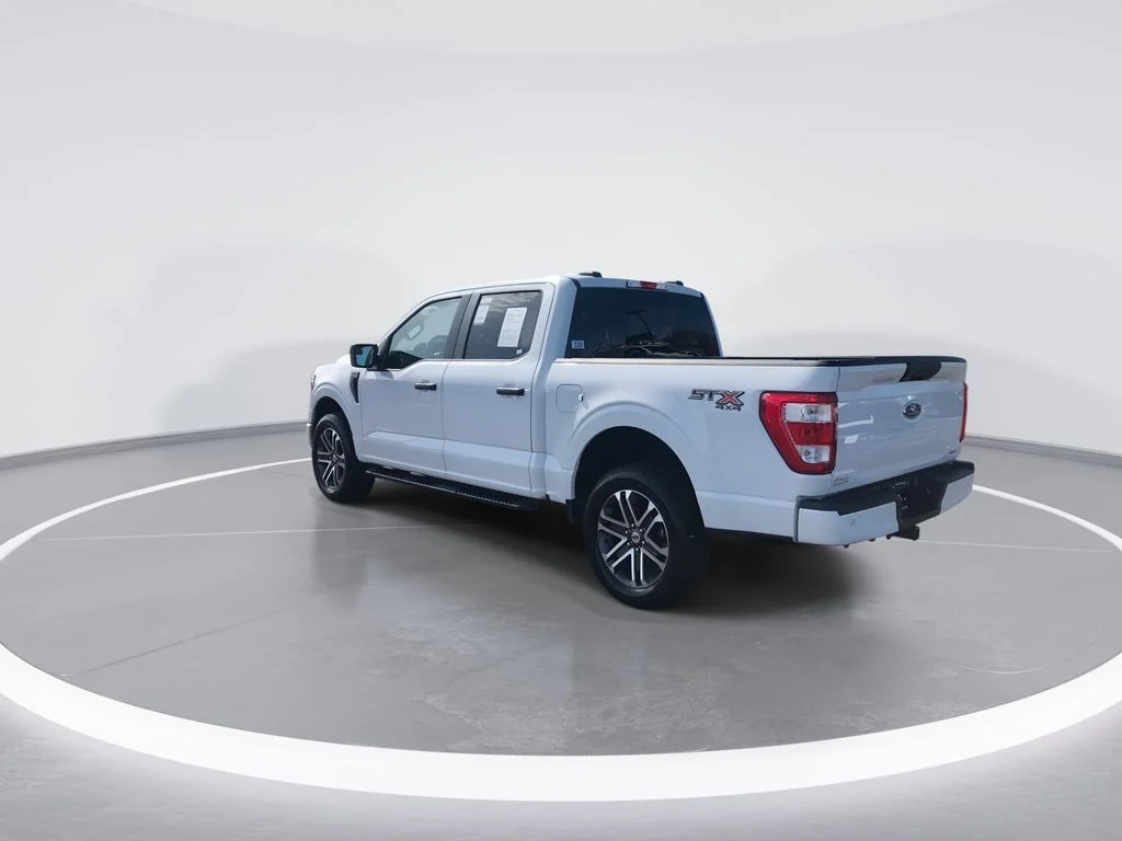 Used 2023 White Ford XL image 6