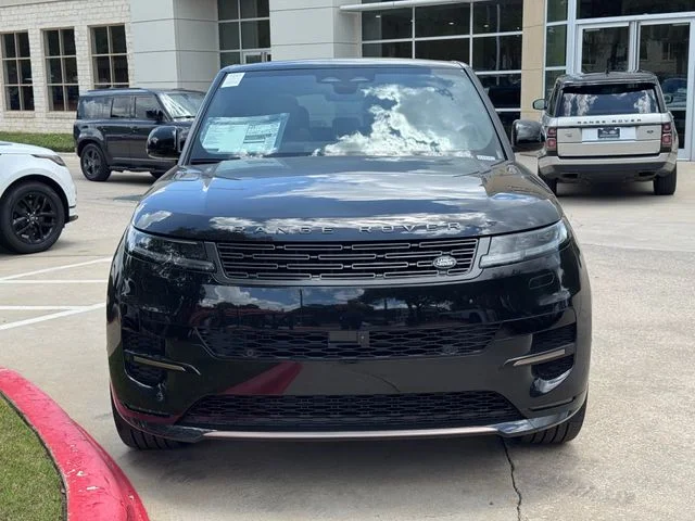 New 2026 Santorini Black Land Rover Dynamic SE image 3