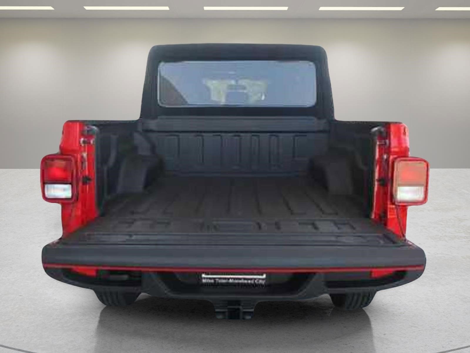 Used 2020 Firecracker Red Clearcoat Jeep Sport S image 19