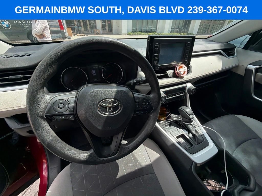 Used 2022 Pearl Toyota XLE image 20