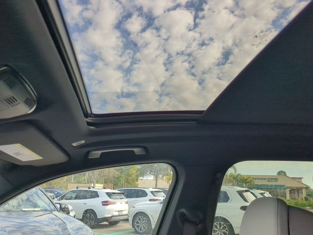 New 2026 Alpine White BMW xDrive40i image 20