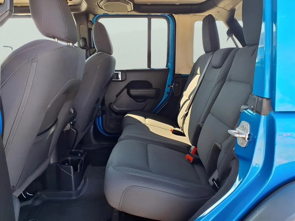 2022 Jeep Wrangler Unlimited High Tide - Photo 14