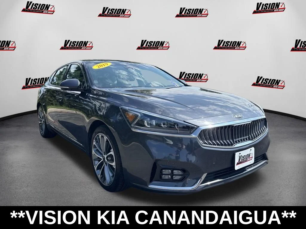 Used 2019 Gray Kia Technology image 3