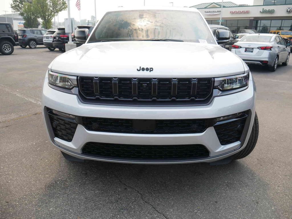 New 2026 Silver Zynith Jeep Limited image 2