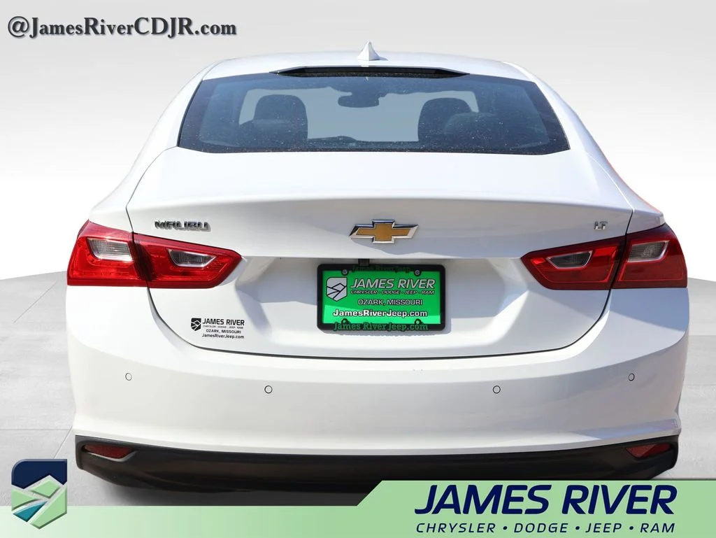 Used 2024 White Chevrolet LT image 4