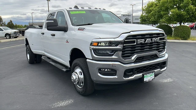 2026 RAM 3500 Tradesman 4X4 Crew Cab LWB's photo