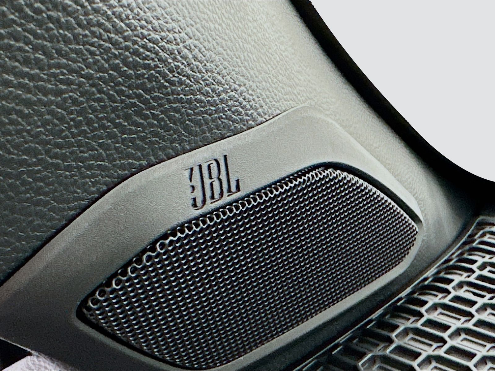 2025 Toyota Tacoma TRD Off Road - Photo 19