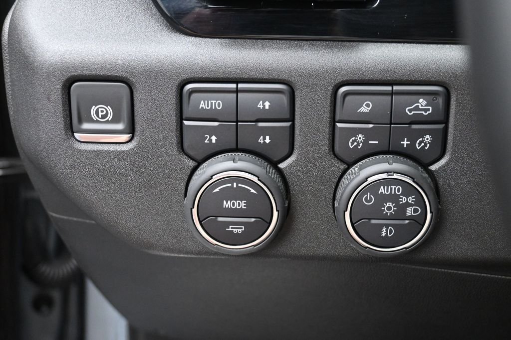 Used 2025 Gray Chevrolet High Country image 15