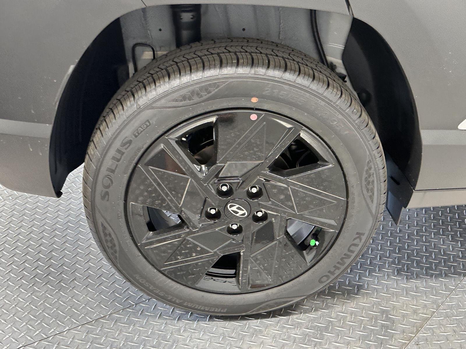 New 2027 Cyber Gray Metallic Hyundai SEL Sport image 18