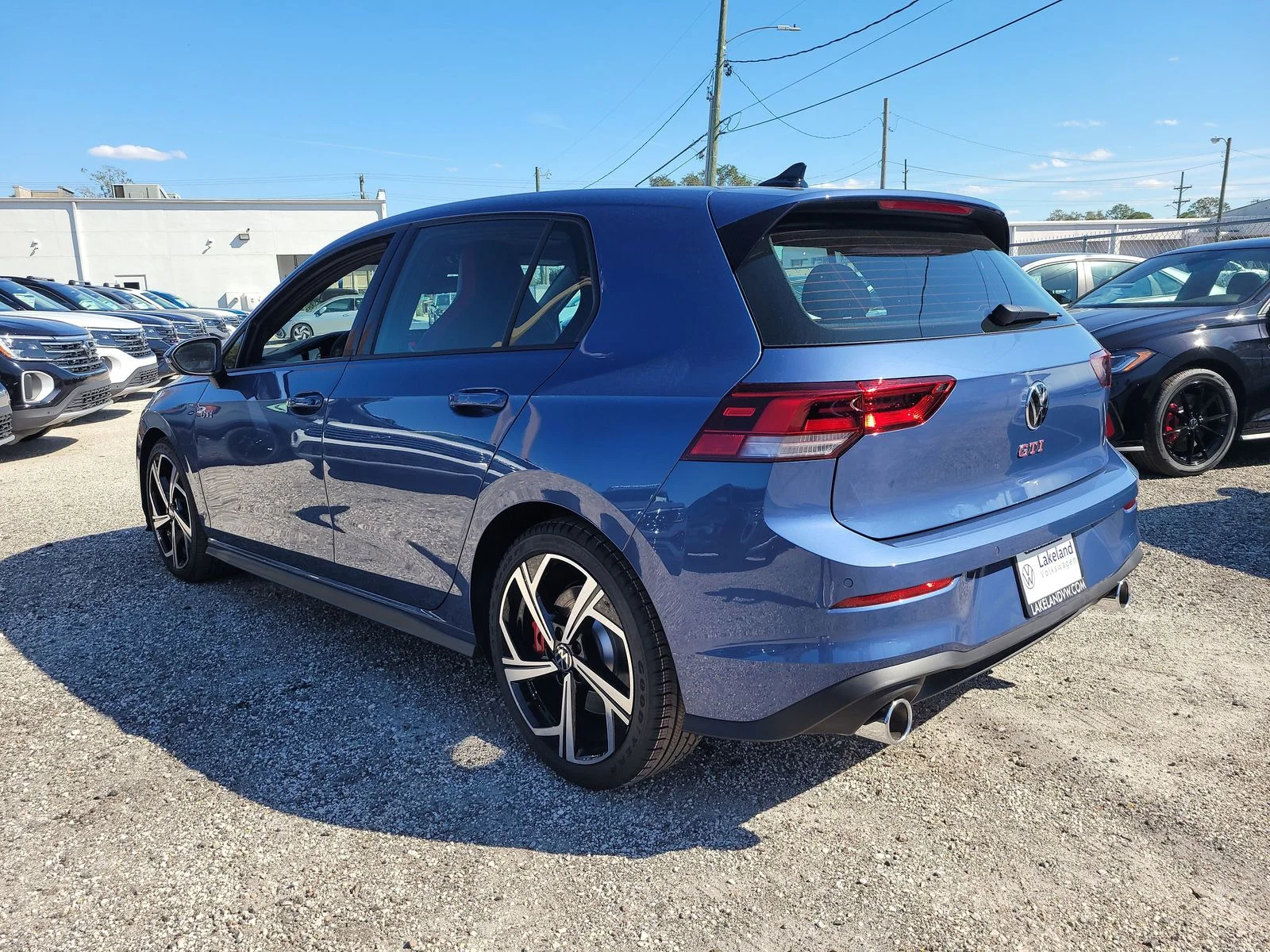 New 2026 Slate Blue Metallic Volkswagen 2.0T SE image 8