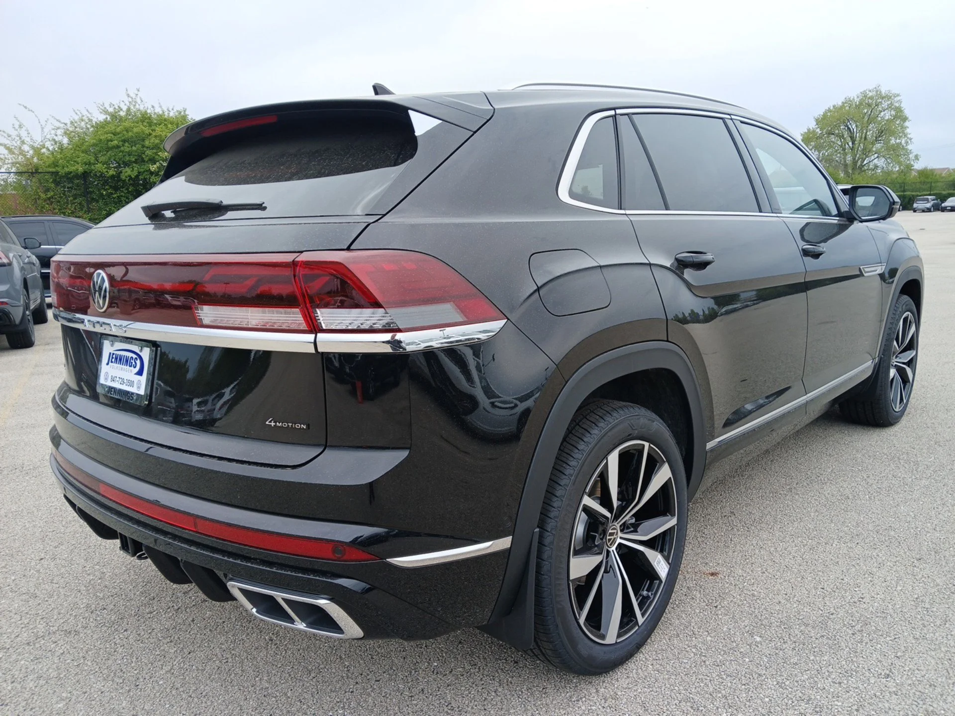 New 2026 Deep Black Pearl Volkswagen 2.0T SEL Premium R-Line image 4