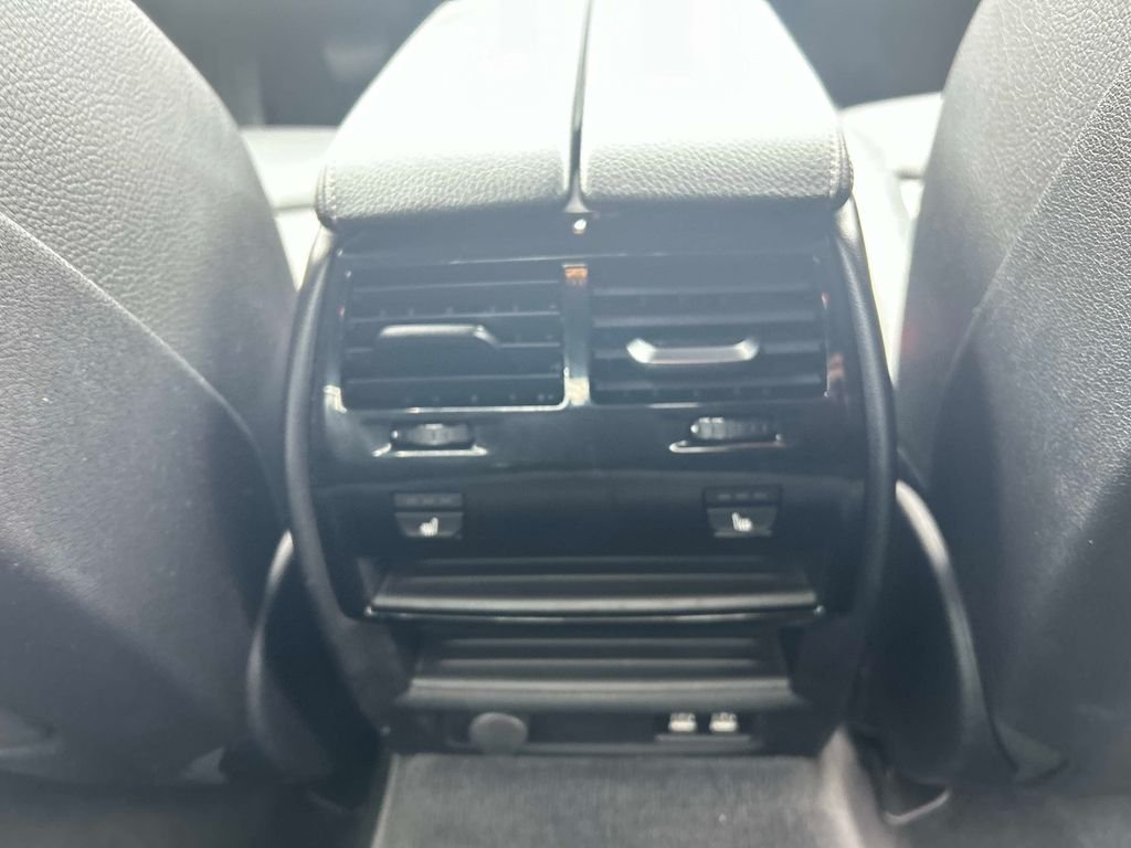 Used 2022 Black BMW 540i xDrive image 15