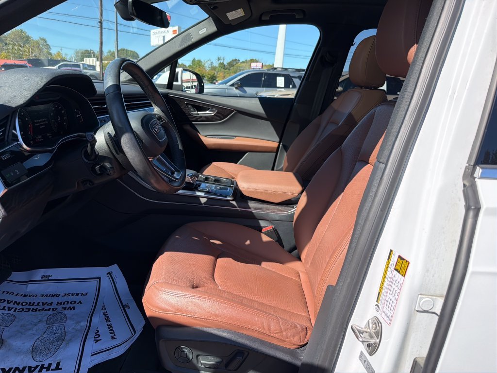 Used 2021 White Audi 45 Premium Plus image 14