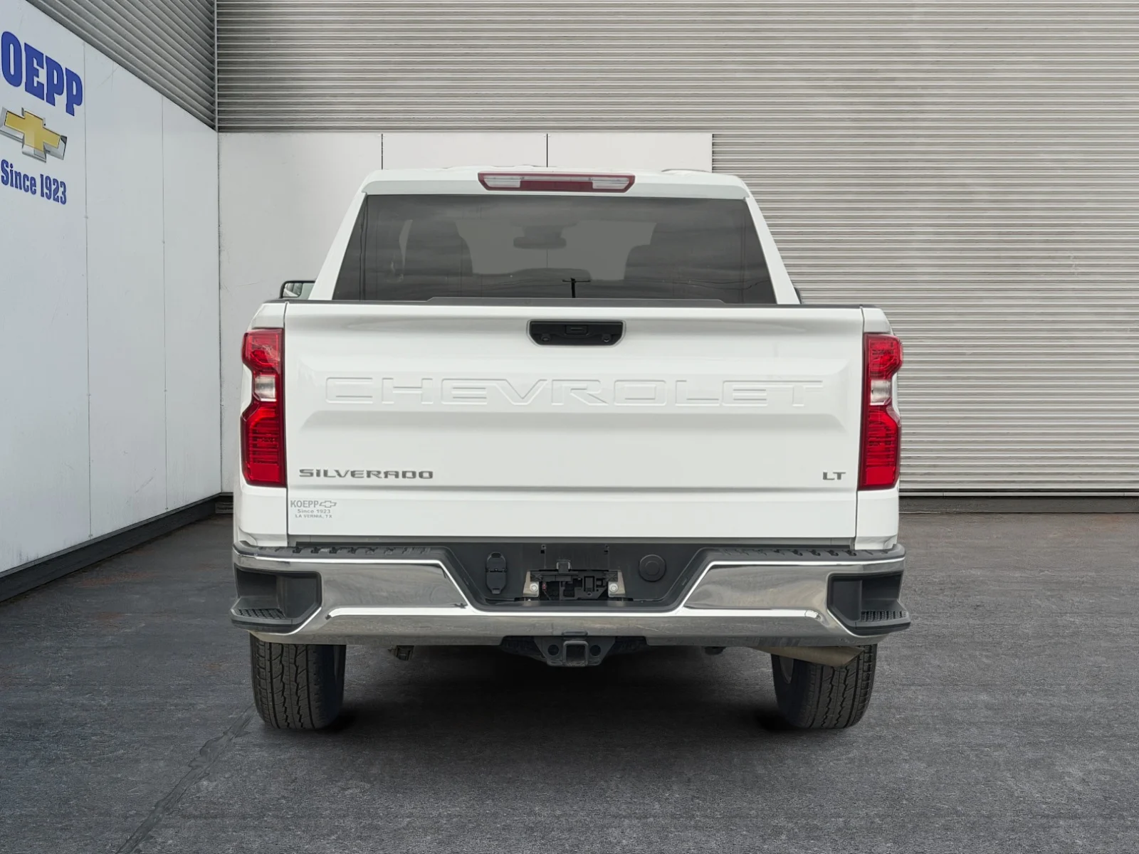 Used 2026 Summit White Chevrolet LT image 4