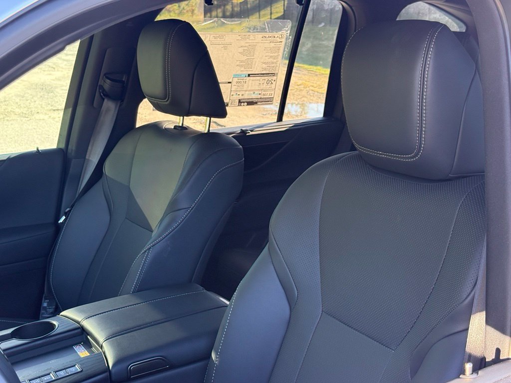 2026 Lexus LX 700h Luxury - Photo 16