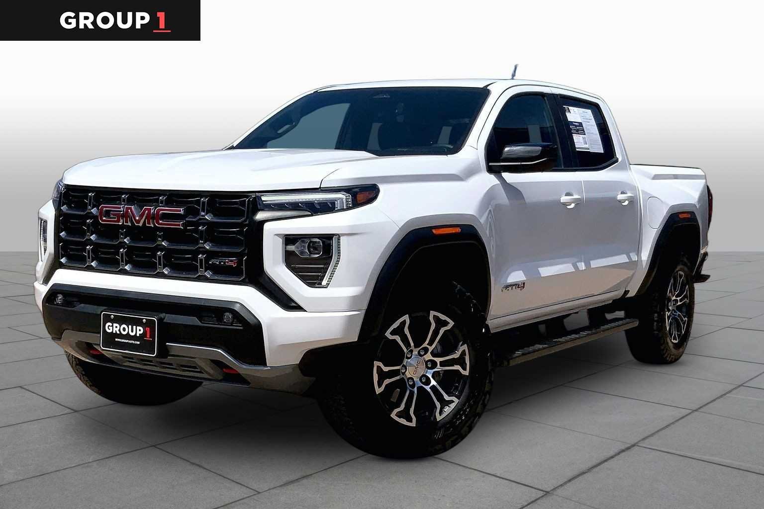 2024 GMC Canyon 4WD AT4
